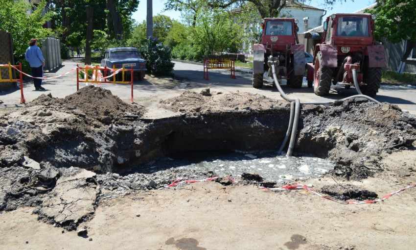Вслед за улицей Лескова: в Николаеве может обрушится еще один канализационный коллектор