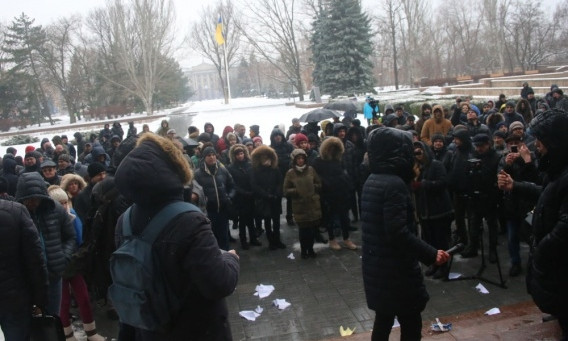 Жители Николаева требуют отставки Алексея Савченко из-за трагической смерти Народного героя Украины Владислава Волошина