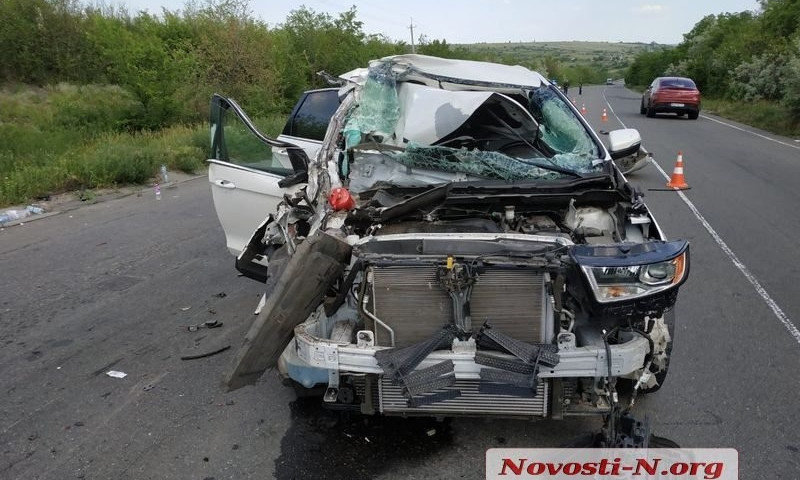 Авария на трассе «Николаев-Ульяновка»: водитель уснул за рулем, есть пострадавшие, в том числе и младенец