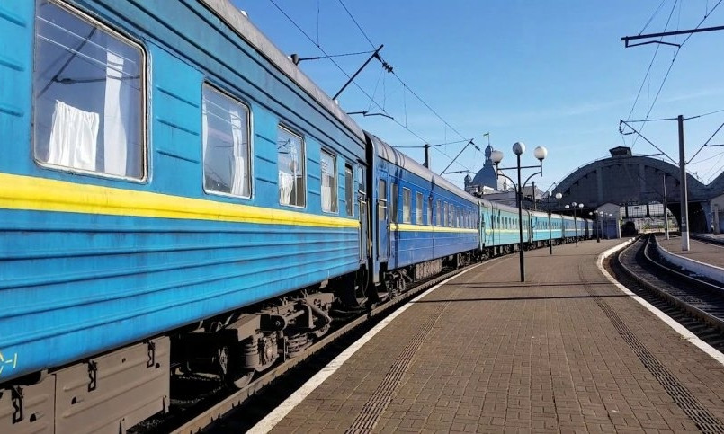 Маршрут поезда «Николаев-Ивано-Франковск» продлили до Рахова