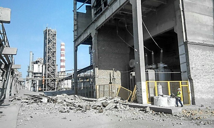 В результате взрыва на цементном заводе в Ольшанском от сердечного приступа умерла женщина