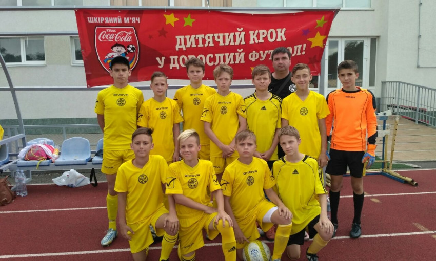 В Николаеве состоялся зональный этап Всеукраинских соревнований по футболу «Кожаный мяч» — Кубок Coca-Cola