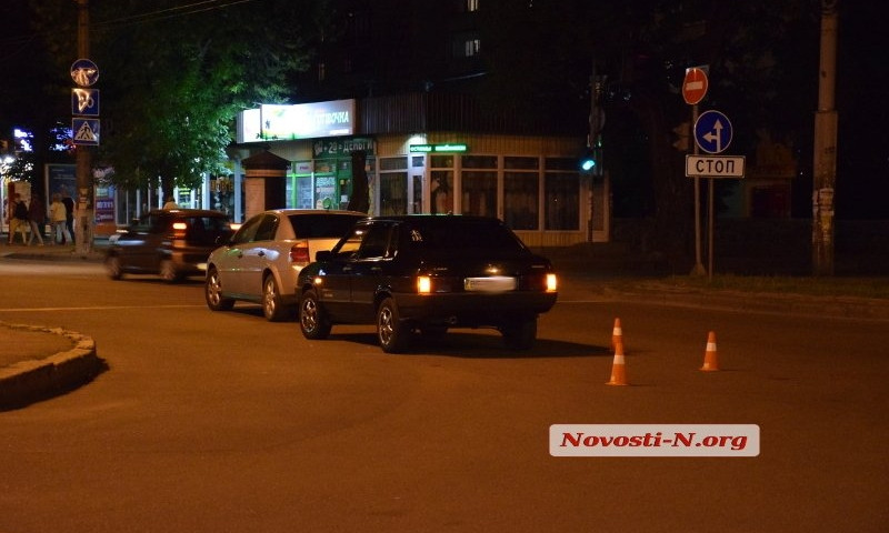 Авария на Центральном проспекте: автомобиль «ВАЗ» догнал и врезался в Opel Vectra 