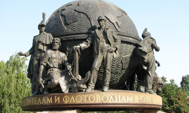 Один из самых знаменитых памятников Николаева «больше не будет стоять, как попрошайка»