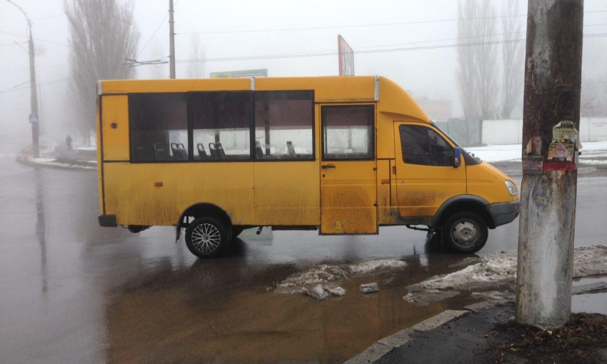 В центре Николаева «маршрутка» столкнулась с автомобилем