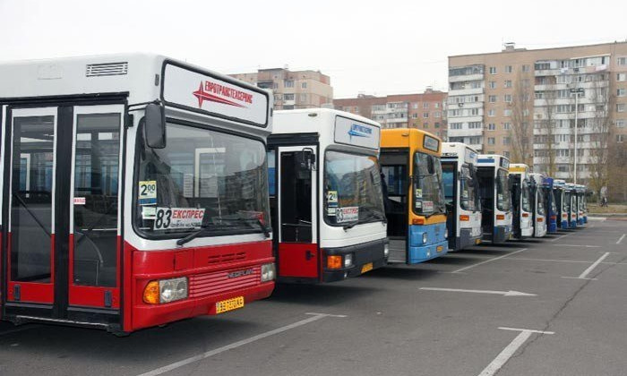 В горсовете объяснили проблему с транспортом в Матвеевке регулярной поломкой автобусов и отсутствием водителей
