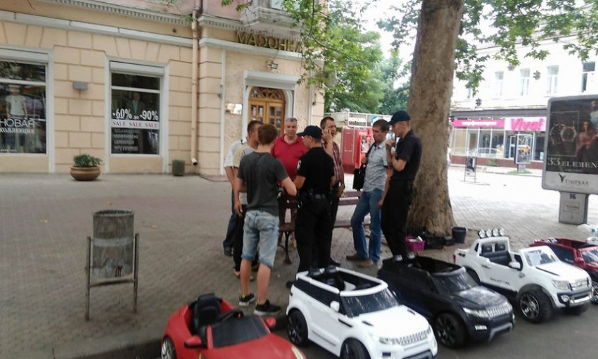 Администрация Центрального района Николаева бессильна против аттракционов на Соборной улице