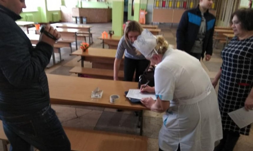 В Николаеве массовые обыски в школах и на КП по организации питания в учебных заведениях