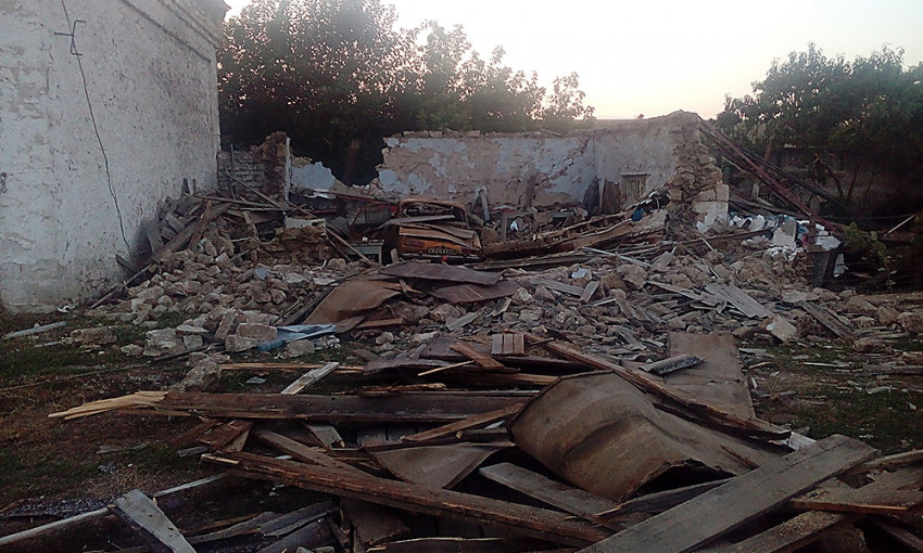 На Николаевщине обрушился гараж – из-под завалов достали охранника