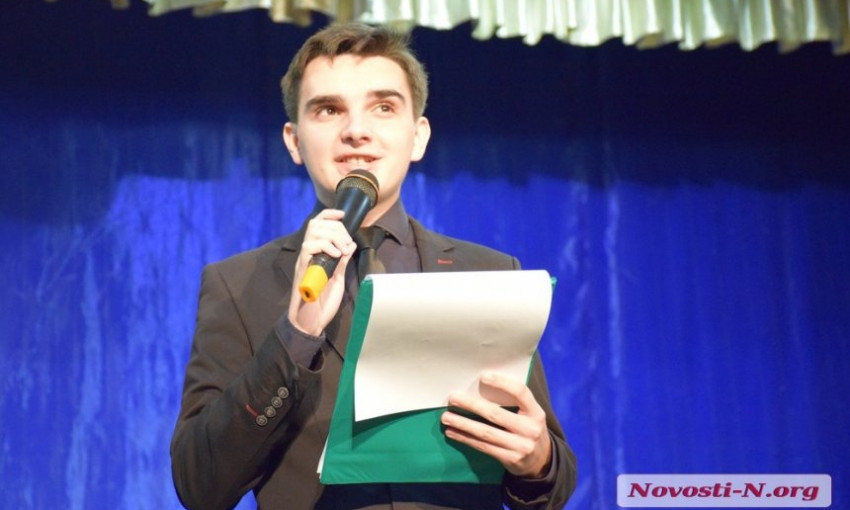 В Николаеве проходит Всеукраинский фестиваль-конкурс поэзии и искусств «Серебряного Века Силуэт»