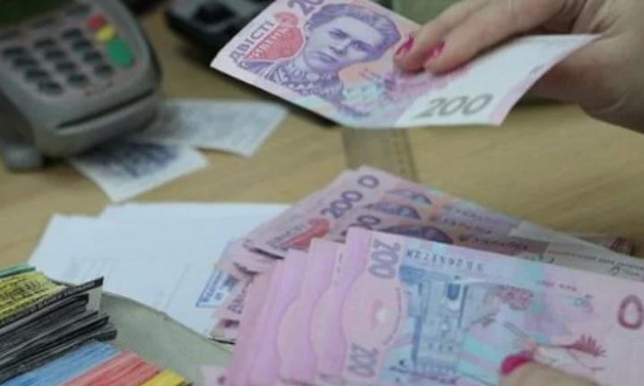 В марте на Николаевщине средняя зарплата составила 11 210 гривен