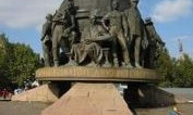 15 сентября 1989 года в Николаеве открыт памятник корабелам и флотоводцам 