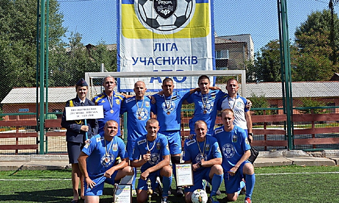 Николаевские десантники стали призерами чемпионата ВСУ по футболу