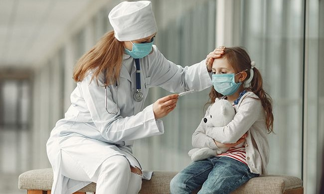 Сенкевич о заболевшей коронавирусом девочке: «Из этого случая можно сделать очень много выводов»