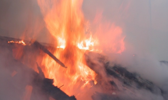 Нарушение правил монтажа нагревательных печей и дымоходов стало причиной пожара в Вознесенске