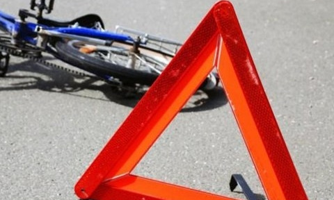 В Николаеве из-за резвого велосипедиста пострадала пассажирка маршрутки