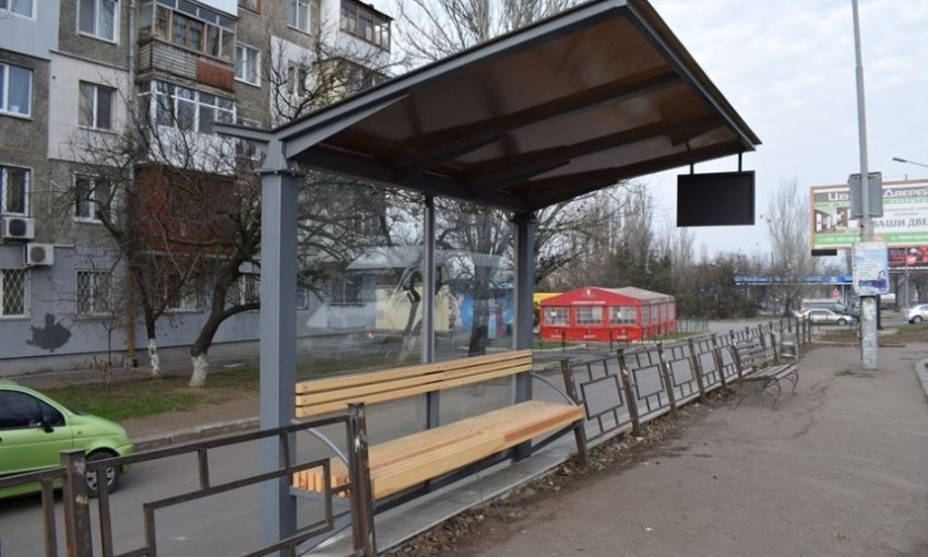 В Николаеве отремонтировали остановки общественного транспорта