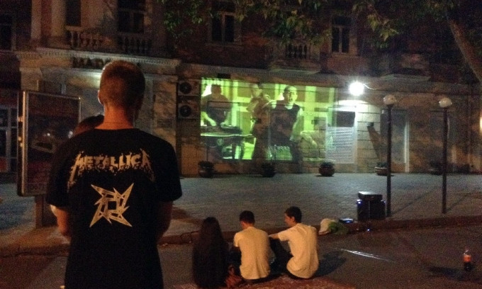 В центре Николаева почтили память солиста Linkin Park и военнослужащих, погибших в АТО (ВИДЕО+ФОТО)