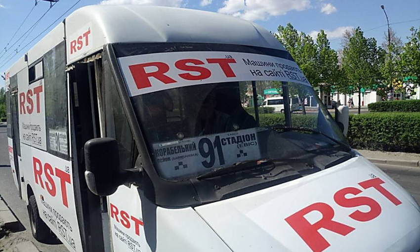 В Николаеве проверили «маршрутки» № 3 и 91 – на перевозчиков составили четыре акта о нарушениях