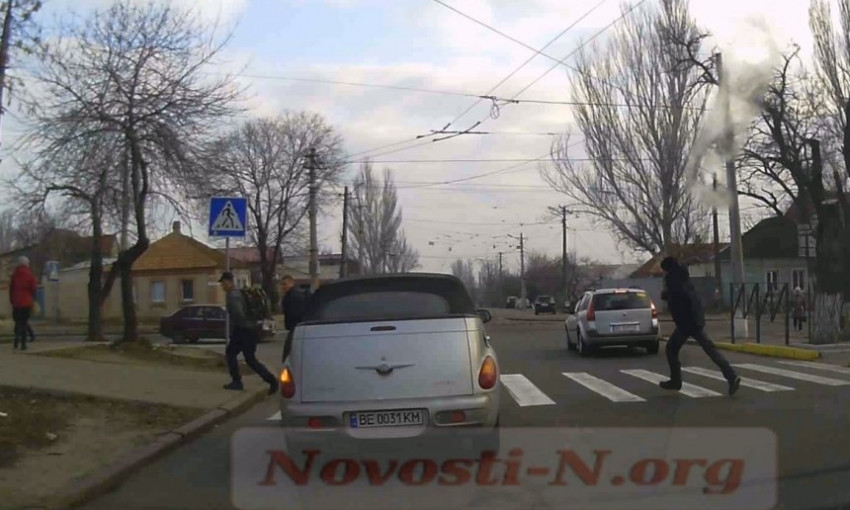 Как переходят дорогу пешеходы в Николаеве
