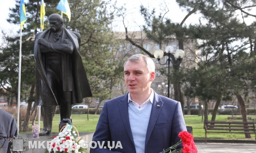 В Николаеве сегодня отпраздновали 206 лет со дня рождения поэта Шевченко