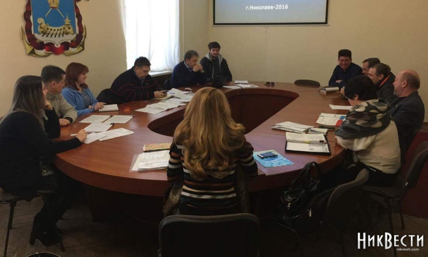 Депутаты горсовета Николаева выгнали прессу, чтоб рассматривать вопрос тарифов втихую