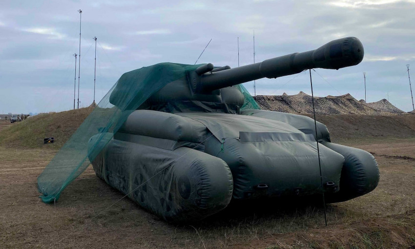 На полигоне Широкий Лан презентовали артиллерийский макет 2С3 "САУ".