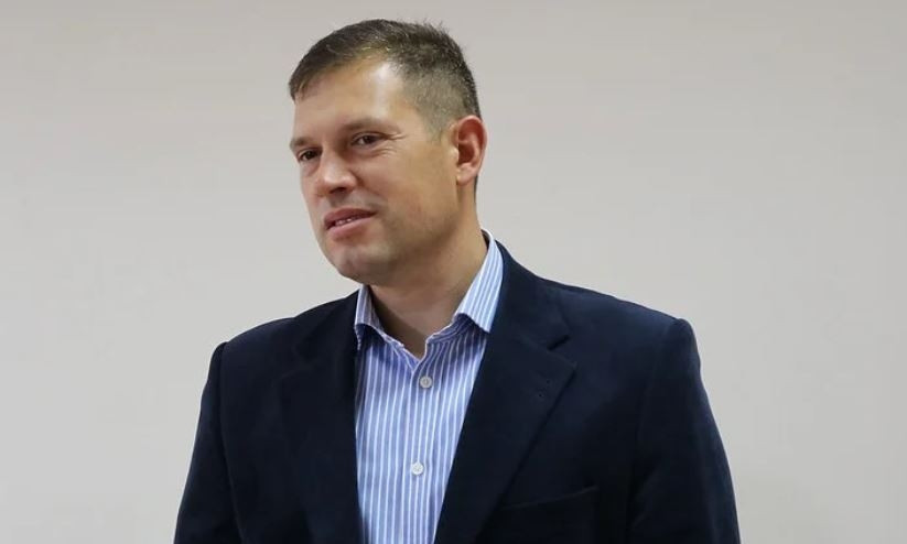 Директор николаевского КП «ЭЛУ Автодорог» в реанимации с COVID-19